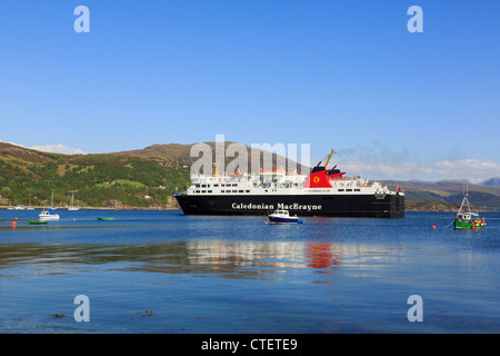 Caledonian MacBrayne Fähre von Stornoway auf der Insel Lewis, Segeln Loch Broom auf schottischen Nordwestküste in Ullapool Schottland Großbritannien Stockfoto