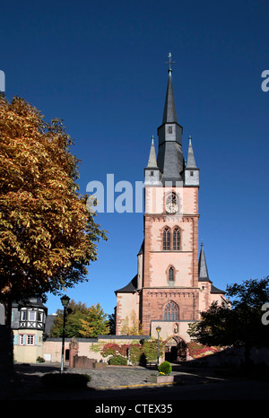 Katholische Kirche St. Valentinus in Kiedrich, Rheingau, Hessen, Deutschland Stockfoto
