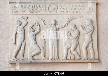 Nobel-Gedenktafel an der Wand im Rathaus von Stockholm, Schweden Stockfoto