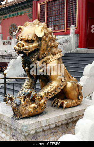 Chinesische Löwen, ein Symbol für Reichtum, Wohlstand und Stärke Stockfoto