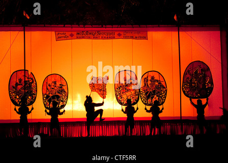 Große Schatten-Theaterstück an Wat Khanon Stockfoto