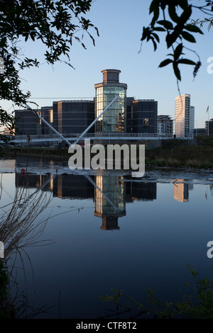 Das Royal Armouries Museum an Clarence Dock Leeds, 1996 eröffnet und beherbergt die nationale Sammlung von Waffen und Rüstungen. Stockfoto