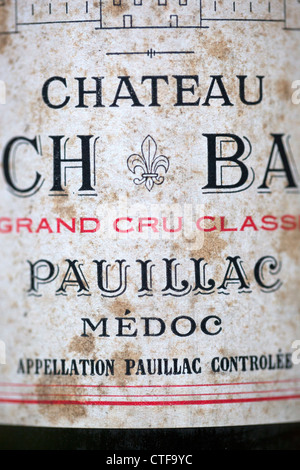 Schloss Pauillac Rotwein Etikett Stockfoto