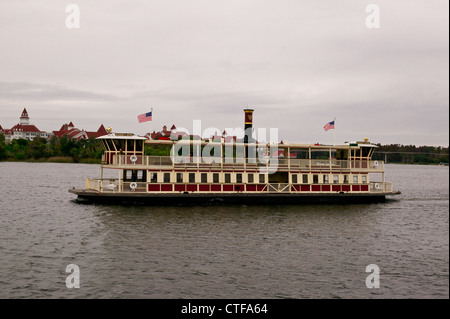 Fähre, Richard F. Irvine, auf dem Weg nach Disneys Magic Kingdom, Orlando, Florida, USA. Stockfoto