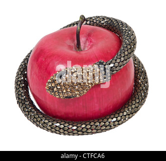Versuchung, dargestellt von einer gemmed Schlange umwickelt einen Apfel Stockfoto