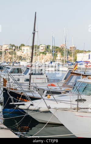 Boote vertäut am Portochristo, Mallorca/Mallorca Stockfoto