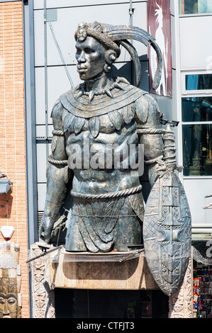 Shaka Zulu Restaurant Statue. Camden, London Stockfoto