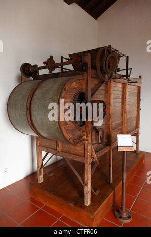 Vintage Maschinen in Porto Formoso Teefabrik. Insel Sao Miguel, Azoren, Portugal. Stockfoto