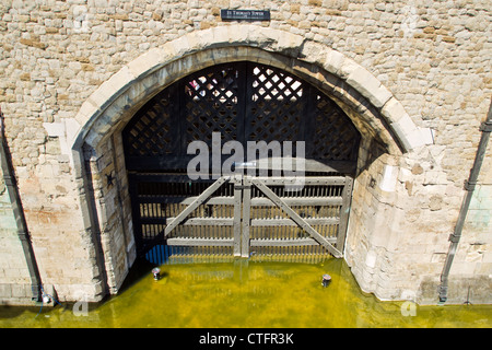 Traitors Gate, Tower of London, London, Mai Sonntag 27 2012. Stockfoto