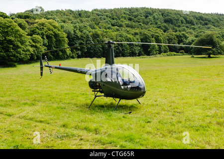 Robinson R-22 Beta, G-HRHE, Mandarin Aviation Ltd Stockfoto