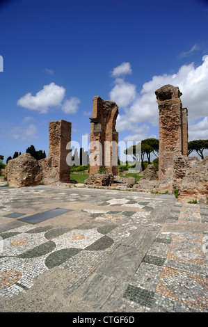 Italien, Rom, Ostia Antica, Terme di Porta Marina, Mosaike mit Meeresthermen Stockfoto