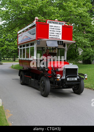 dh National Motor Museum BEAULIEU HAMPSHIRE Replik Bus LGOC B-Typ B340 Vintage London Bus open top uk Air Museen Omnibus Stockfoto