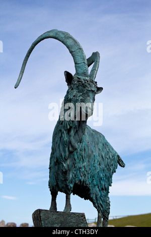 Statue von Kaschmir Ziege auf den Great Orme LLandudno Nord-Wales Stockfoto