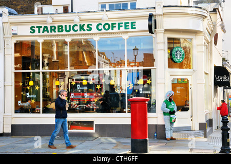 Starbucks-Kaffee, Kings Road, Chelsea, London, SW3 Stockfoto