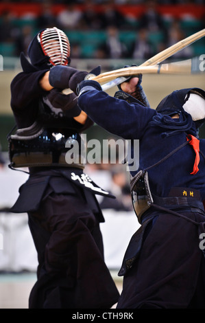 Teilnehmer an der 59. Alle kendo Meisterschaft, Budokan, Tokyo, Japan Stockfoto