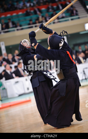 Teilnehmer an der 59. Alle kendo Meisterschaft, Budokan, Tokyo, Japan Stockfoto