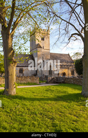 Abendlicht am Norman St Eadburgha in der Nähe der Cotswold-Dorf Broadway, Worcestershire Stockfoto