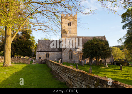 Abendlicht am Norman St Eadburgha in der Nähe der Cotswold-Dorf Broadway, Worcestershire Stockfoto