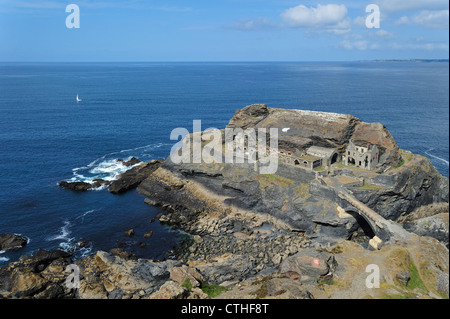 Vauban-Festung an der Pointe-des-rungen in Roscanvel, Finistère, Bretagne, Frankreich Stockfoto