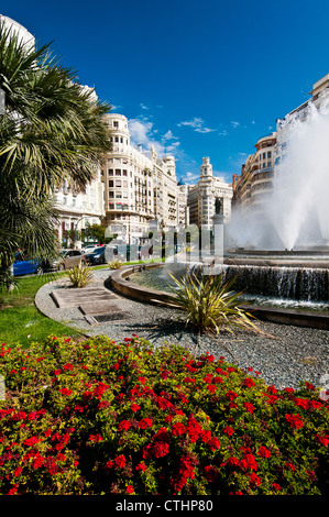 Brunnen auf der Plaza del Ayuntamiento, Valencia, Spanien Stockfoto