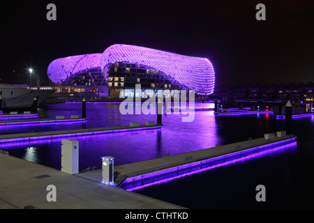 Yas Viceroy Hotel, Abu Dhabi, Vereinigte Arabische Emirate Stockfoto