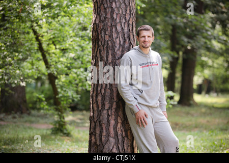 Mirza Teletovic ein bosnischer Basketballspieler spielt derzeit für die Brooklyn Nets der NBA. Stockfoto