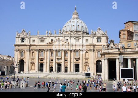 St. Peter Basilika, Vatikanstadt, Rom, Italien. Stockfoto