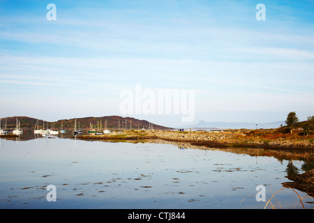 Marina im Hafen von Arisaig. Schottland Stockfoto