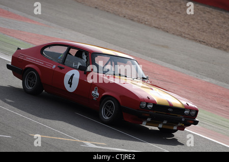 Christopher Ballard Ford Capri während die Fujifilm Tourenwagen Trophäe 1970-2000-Rennen in Silverstone Classic 2012 Stockfoto