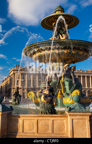 Fontaine des Fleuves - Brunnen der Flüsse (1840), Place De La Concorde, Paris, Frankreich Stockfoto