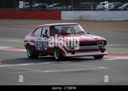 Tom Pochciol Ford Capri während die Fujifilm Tourenwagen Trophäe 1970-2000-Rennen in Silverstone Classic 2012 Stockfoto