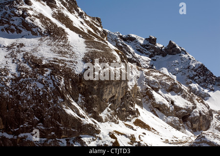 Cliff steht bei Alba bei Canazei Val Di Fassa Dolomiten Italien Stockfoto