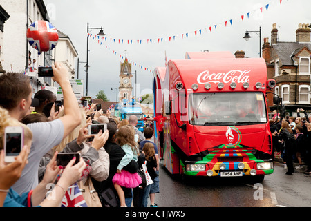Coca Cola 2012 Olympischen Sponsor LKW bei der Fackellauf Newmarket Suffolk East Anglia UK Stockfoto