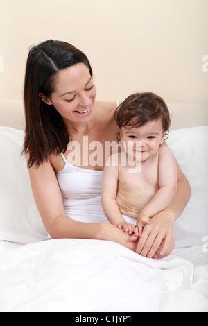 Mutter und Kind gemeinsam besonderen moment Stockfoto
