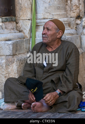 Ägyptische Kopten Pilger besuchen die Kirche des Heiligen Grabes in Jerusalem Israel während Ostern Stockfoto