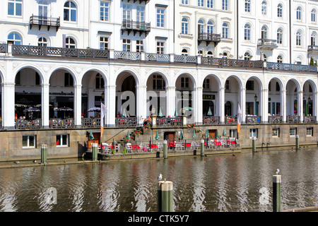 Deutschland, Hansestadt Hamburg, Alsterarkaden Stockfoto