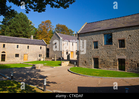 Alte landwirtschaftliche Gebäude umgebaut Hathersage Hall Businesscenter in der Peak District Nationalpark Derbyshire England UK Stockfoto