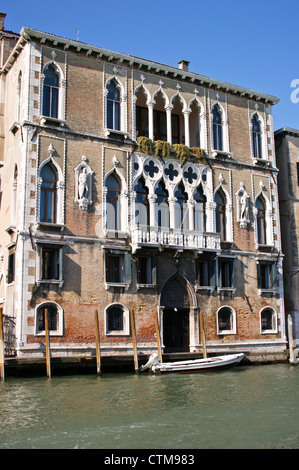 Venedig, Italien Palazzo Loredan am Canal Grande Stockfoto