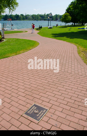 New York, Skaneateles. Skaneateles See, einer der Finger Lakes im Zentrum von New York. Waterfront Park Weg. Stockfoto