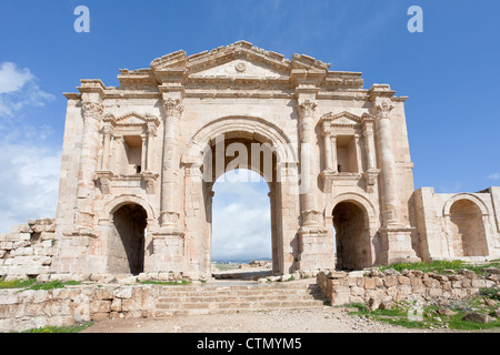 Bogen von Hadrian im antiken griechisch-römischen Stadt von Gerasa Jerash in Jordanien Stockfoto