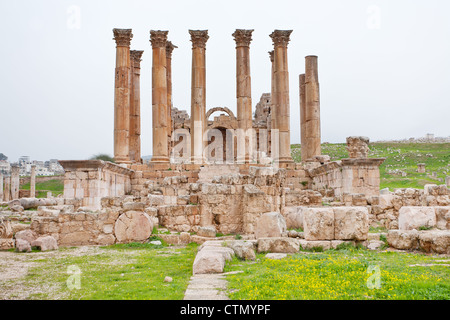 Corinthium Kolonnade der Artemis-Tempel in der antiken Stadt Jerash in Jordanien Stockfoto