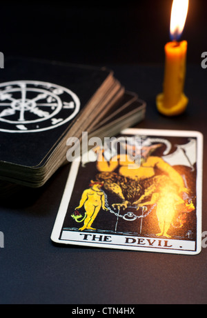 Tarot-Karte, der Teufel, bezieht sich auf die böse oder Katastrophe Stockfoto