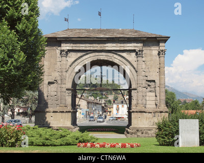 Arco d Augusto (Arch August) in Aosta Italien Stockfoto