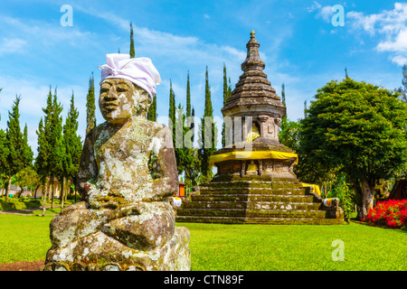 Pura Ulun Danu Tempel auf einem Beratan See. Bali Stockfoto