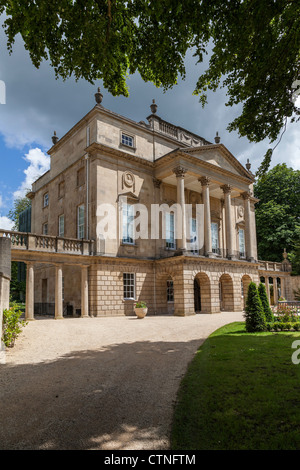 Vorderseite des Holburne Museum in der Stadt Bath. Es ist ein kleines Museum verfügt über einen modernen Anbau auf der Rückseite. Stockfoto