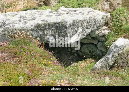 15. C BC prähistorischen gekammert Grab auf Gugh neben St Agnes Scilly Isles Isles of Scilly Cornwall England UK Großbritannien GB Stockfoto