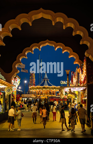 Eingang zu den Steel Pier, Atlantic City, New Jersey, USA Stockfoto