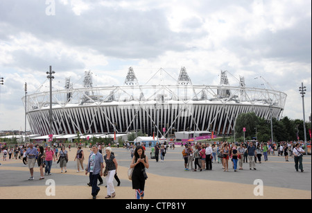 28.07.12 The Olympic Stadium im Olympic Park in Stratford, East London am ersten Tag der Olympischen Spiele in London 2012 Stockfoto