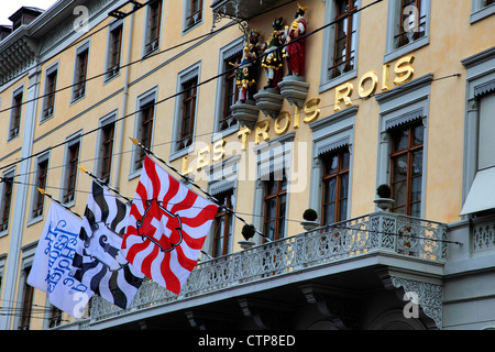 Außenansicht Grand Hotel Les Trois Rois (drei Könige), Stadt Basel, Kanton Basel-Stadt, Schweiz, Europa. Stockfoto