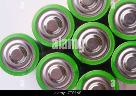 Schließen Sie oben AA-Batterie, Farbe grün Stockfoto